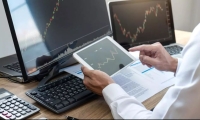 3股增仓超3600万股！北上资金连续5周加仓这一热门行业 这些股获连续4周加仓